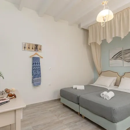 Almiriki Naxos Beachside Living *