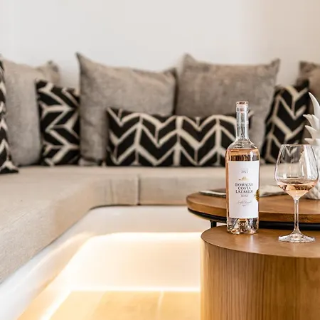 Almiriki Naxos Beachside Living 公寓