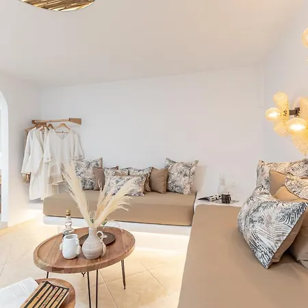 Almiriki Naxos Beachside Living