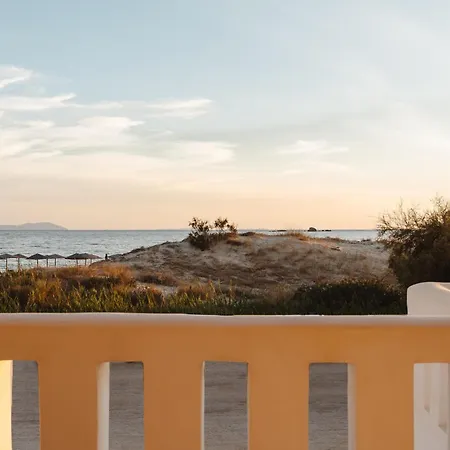 Almiriki Naxos Beachside Living