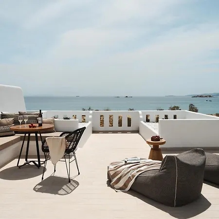 公寓 Almiriki Naxos Beachside Living *