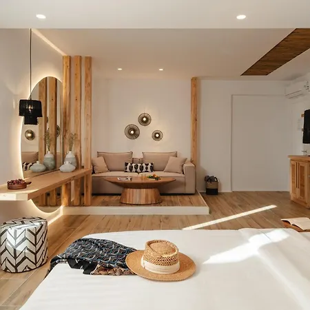 Almiriki Naxos Beachside Living