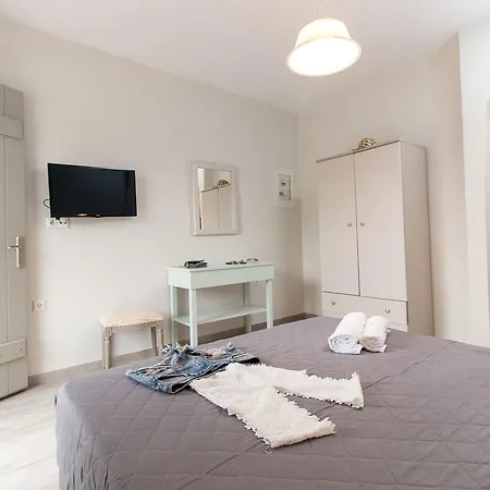 Almiriki Naxos Beachside Living Apartament