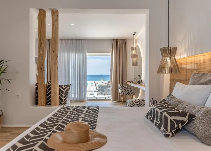 Almiriki Naxos Beachside Living