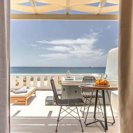 Almiriki Naxos Beachside Living Appartement