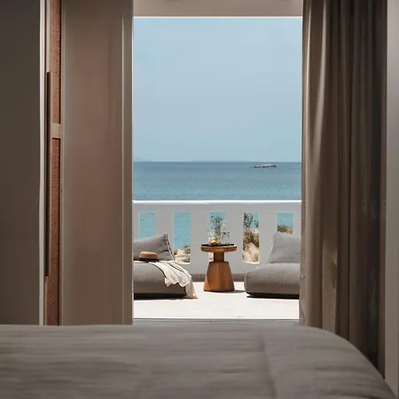Almiriki Naxos Beachside Living Apartmán *
