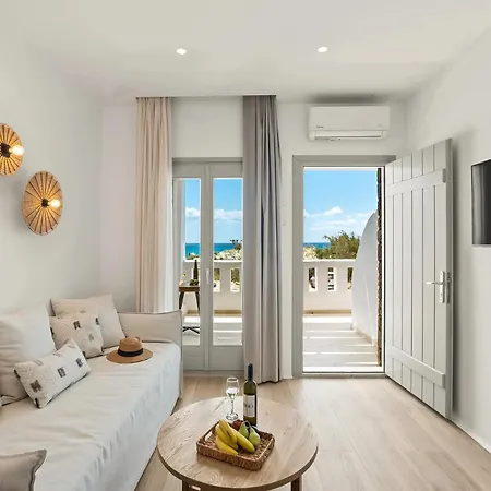 Almiriki Naxos Beachside Living * Pláka