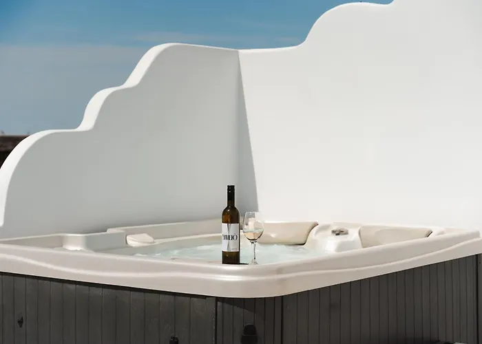 Almiriki Naxos Beachside Living アパート