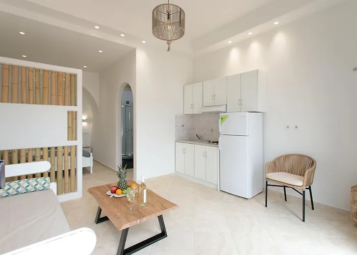 Almiriki Naxos Beachside Living Daire *